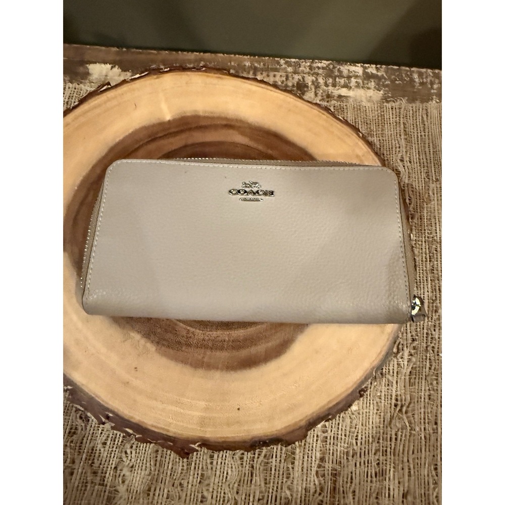 Coach Zip-Around Wallet Grey Pebble Leather Large Wallet
